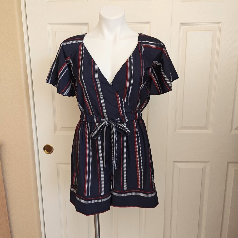 Hint of Blush striped faux wrap elastic waist romper sz S